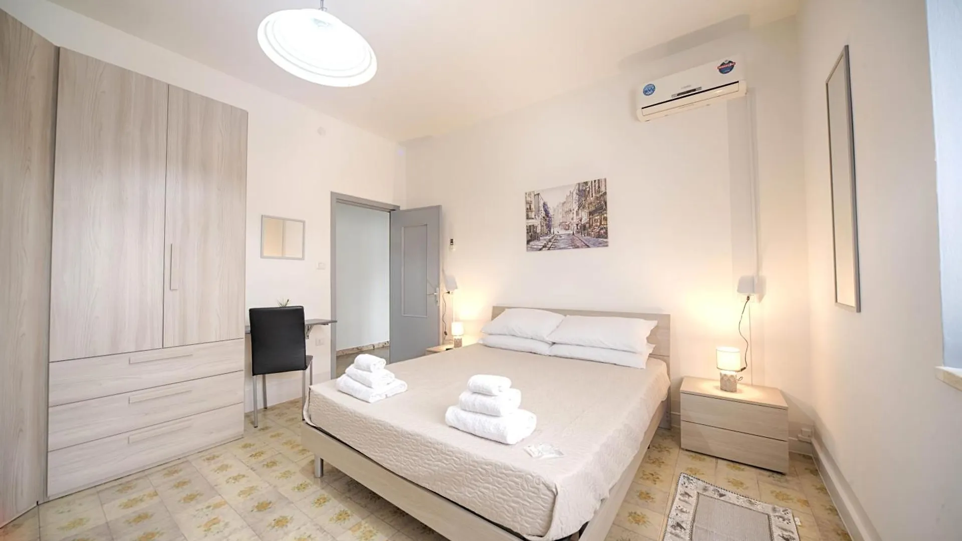 Appartamento Helichrysum Hospitality Ampio Trilocale Iun Q9603 Olbia 0*,  Italia